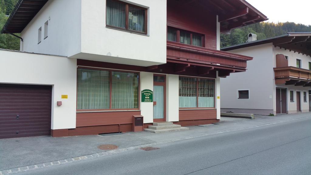 Ferienwohnung Schweng Tux Buitenkant foto